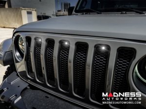 Jeep Gladiator Pre-Runner Style LED Grill Light Kit - White